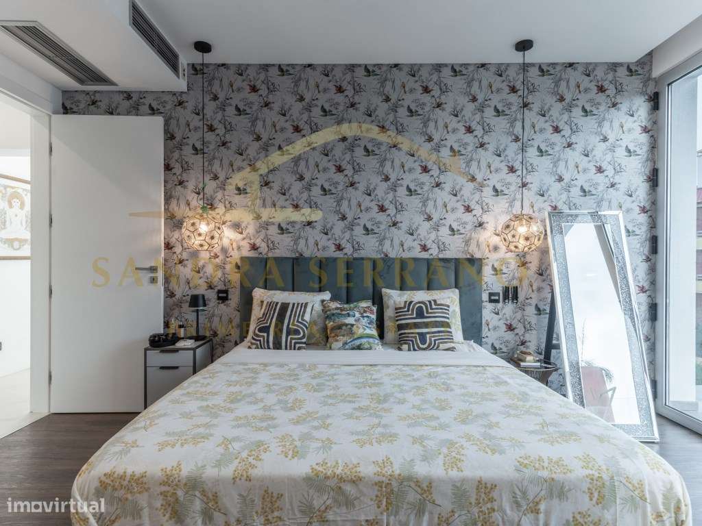 Moradia de arquitetura contemporânea com 5 Suítes-49