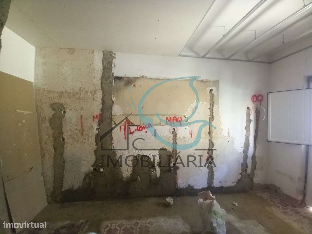 Apartamento T1 com Logradouro Privativo na Baixa da Banheira-5