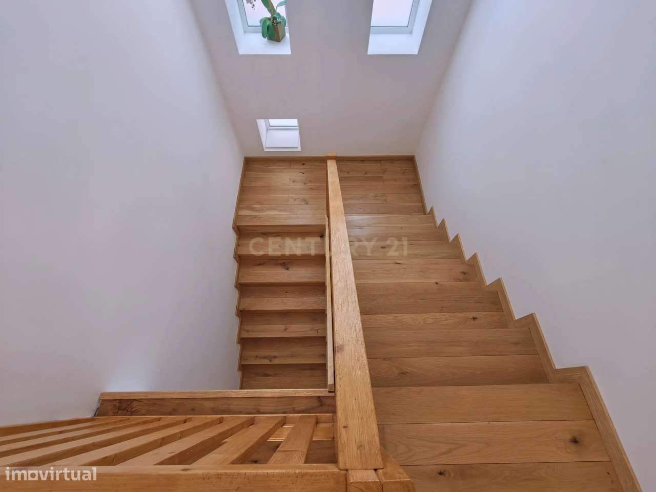 Moradia Contemporânea T3 + Escritório, com Jardim e Painéis Solares em-40