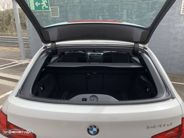 BMW 520 d Pack M Auto - 33