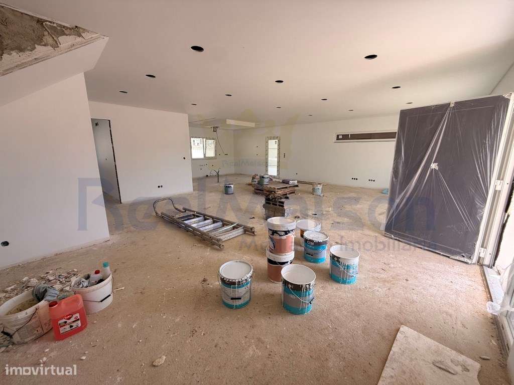 Moradia T4 - Nova Construção - Terrugem (Sintra)-4