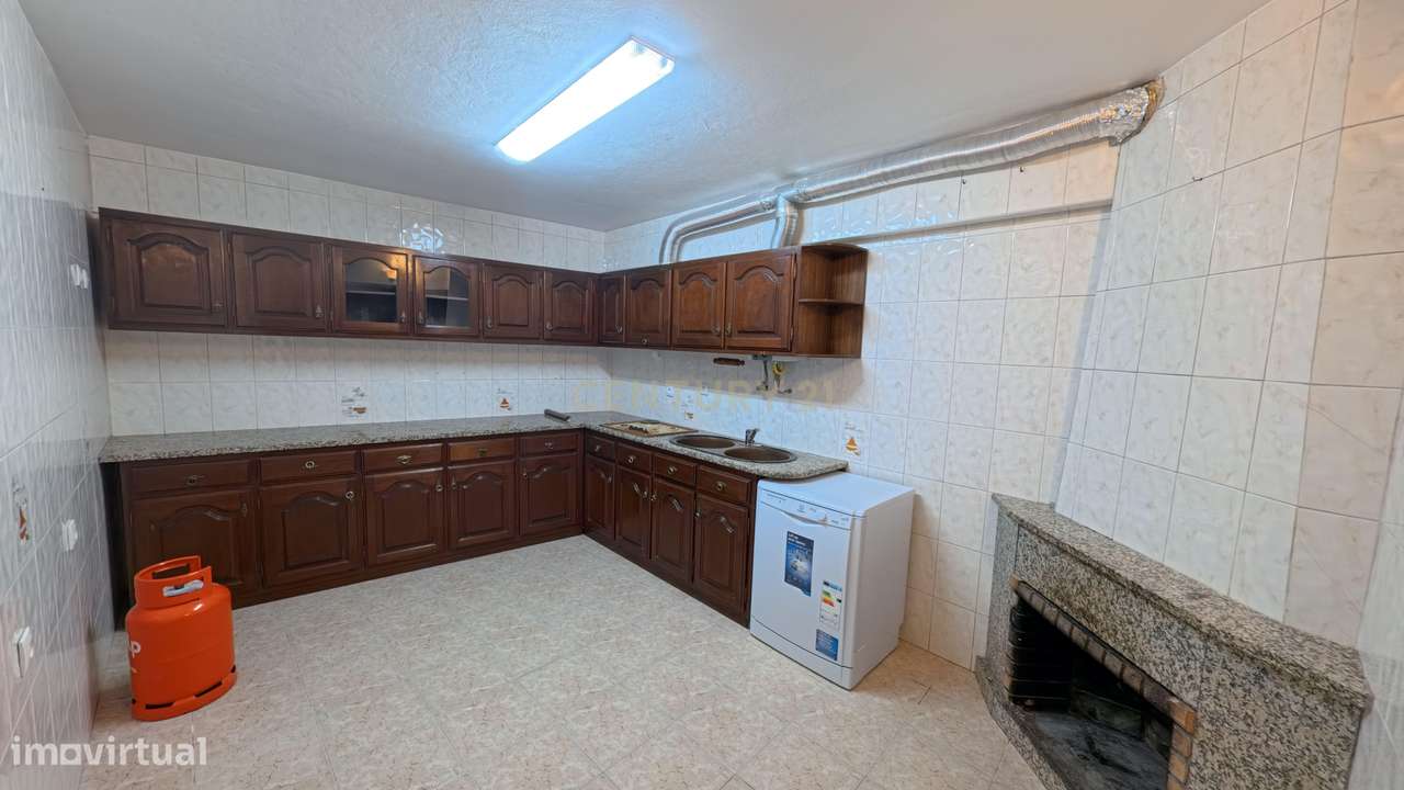 Moradia em Fragosela, Viseu - Grande imagem: 4/10