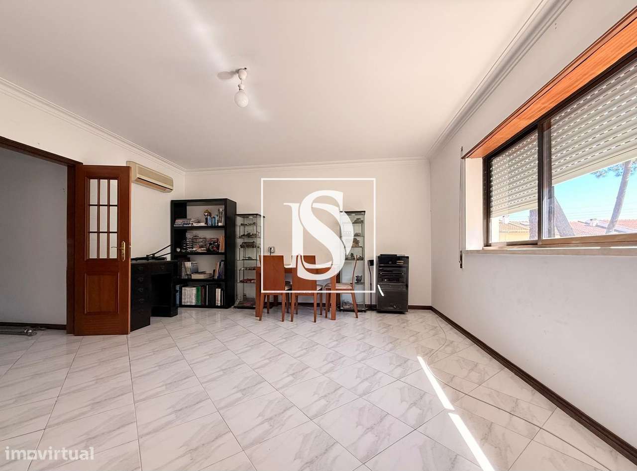Apartamento T3 Venda em Santo António da Charneca,Barreiro-7