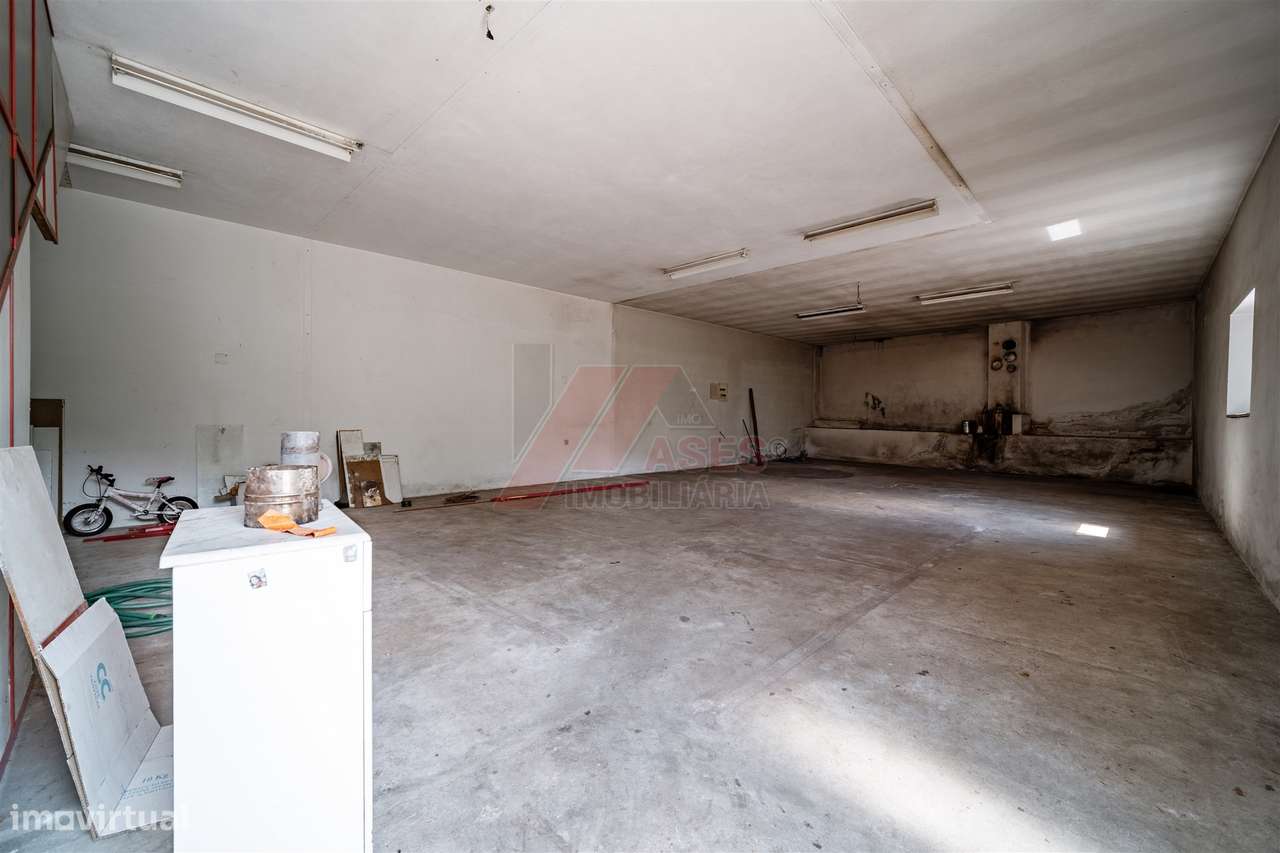 Oportunidade de Investimento | 3 Frações  com Potencial Habitacional T-28