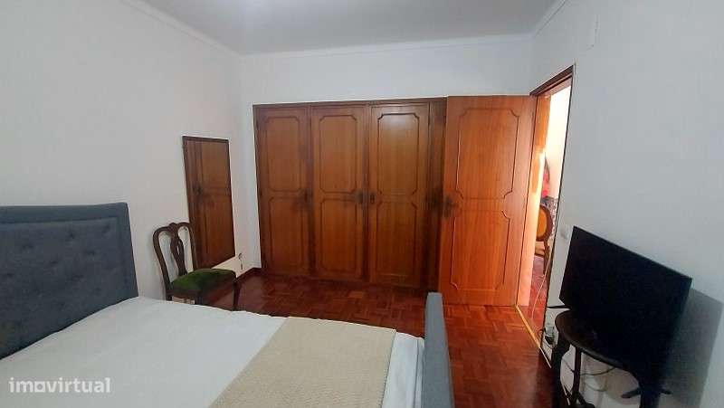 Apartamento T3 Duplex no centro do Cartaxo-11