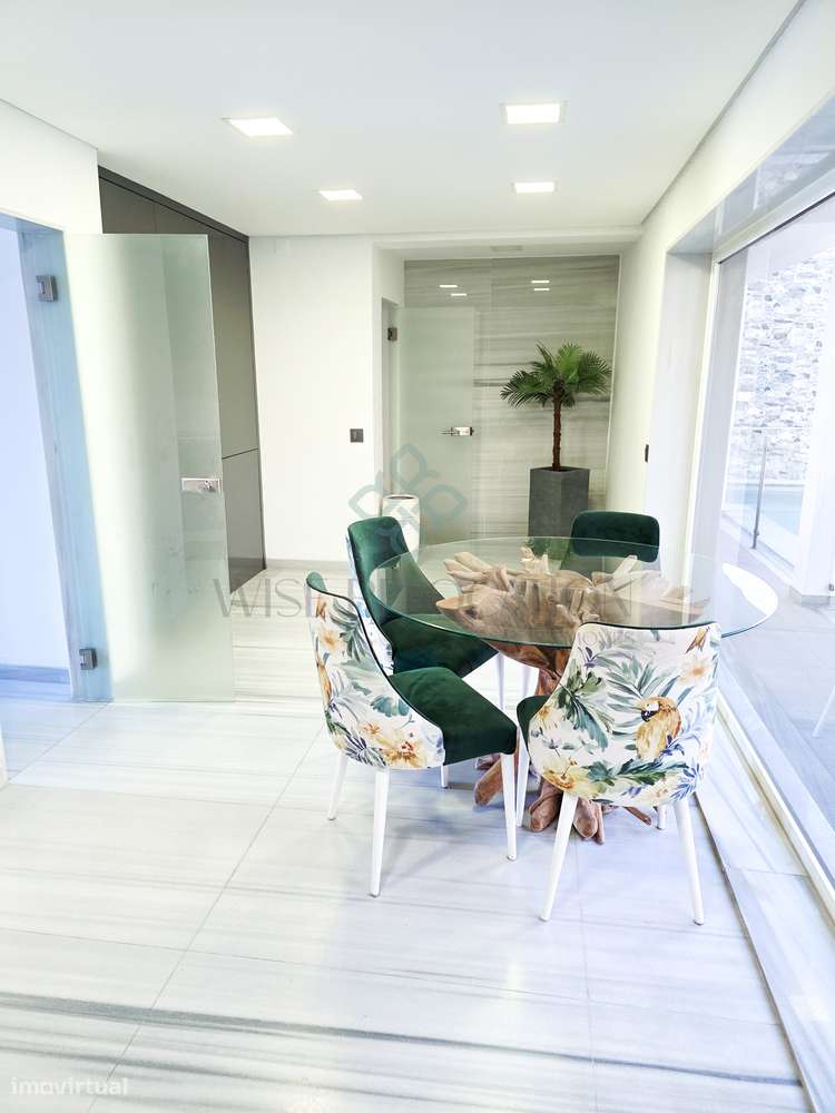 Oportunidade única - Moradia T4 em Belverde | Exclusividade e espaço-18