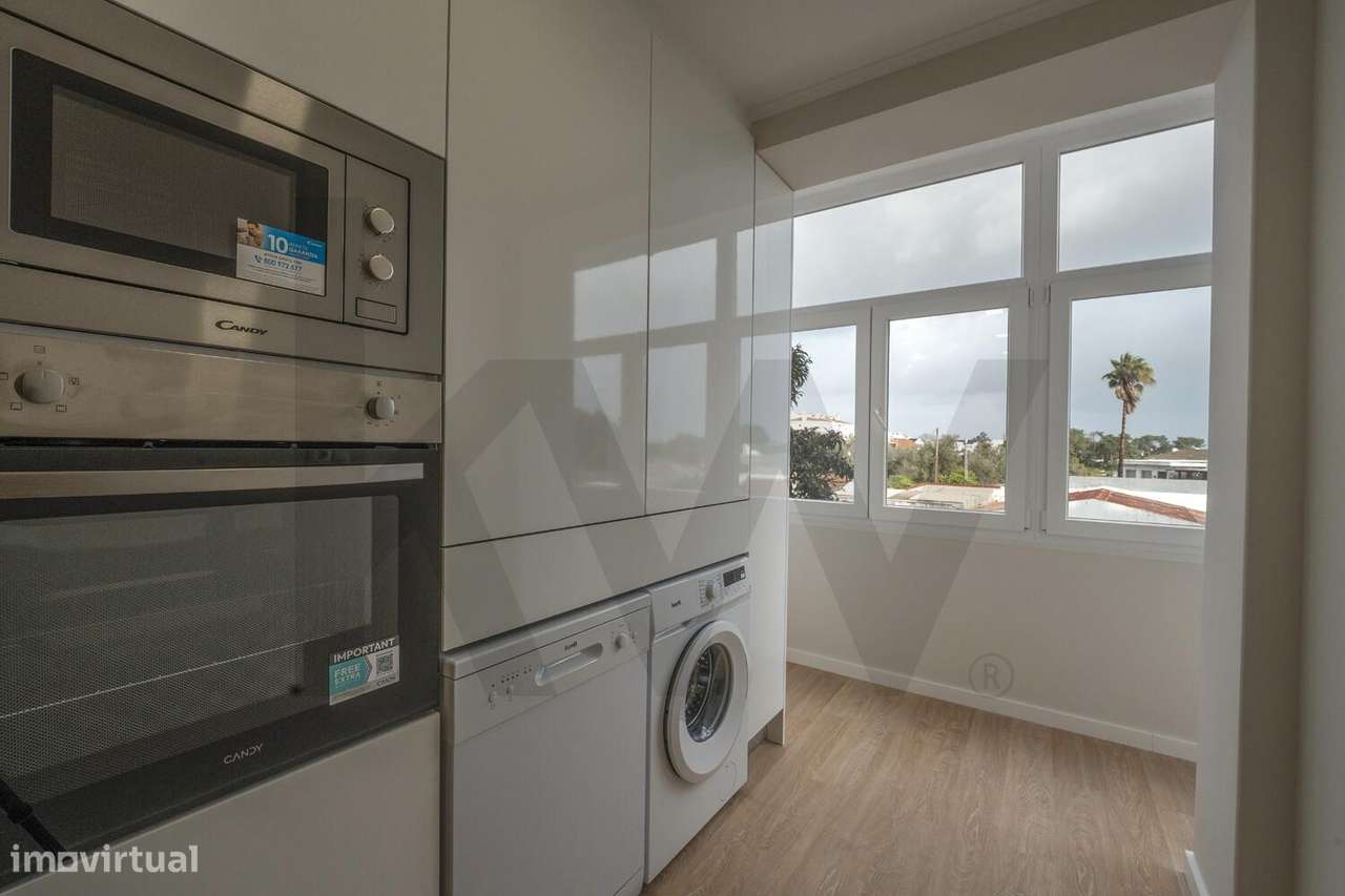 Apartamento T3 Totalmente Remodelado - Cavadas - Seixal - Grande imagem: 2/22