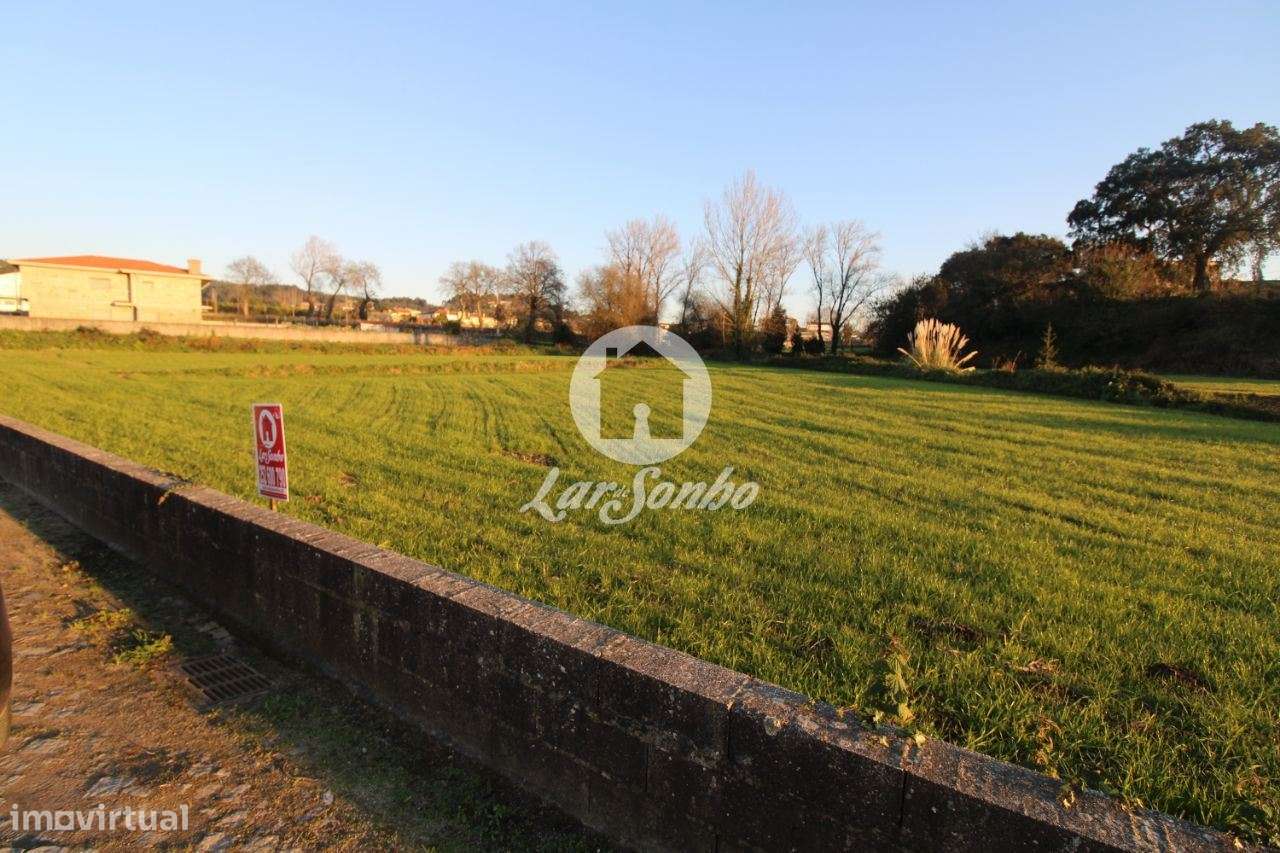 Terreno rústico em Guilhabreu com 1330m2 - Grande imagem: 2/2