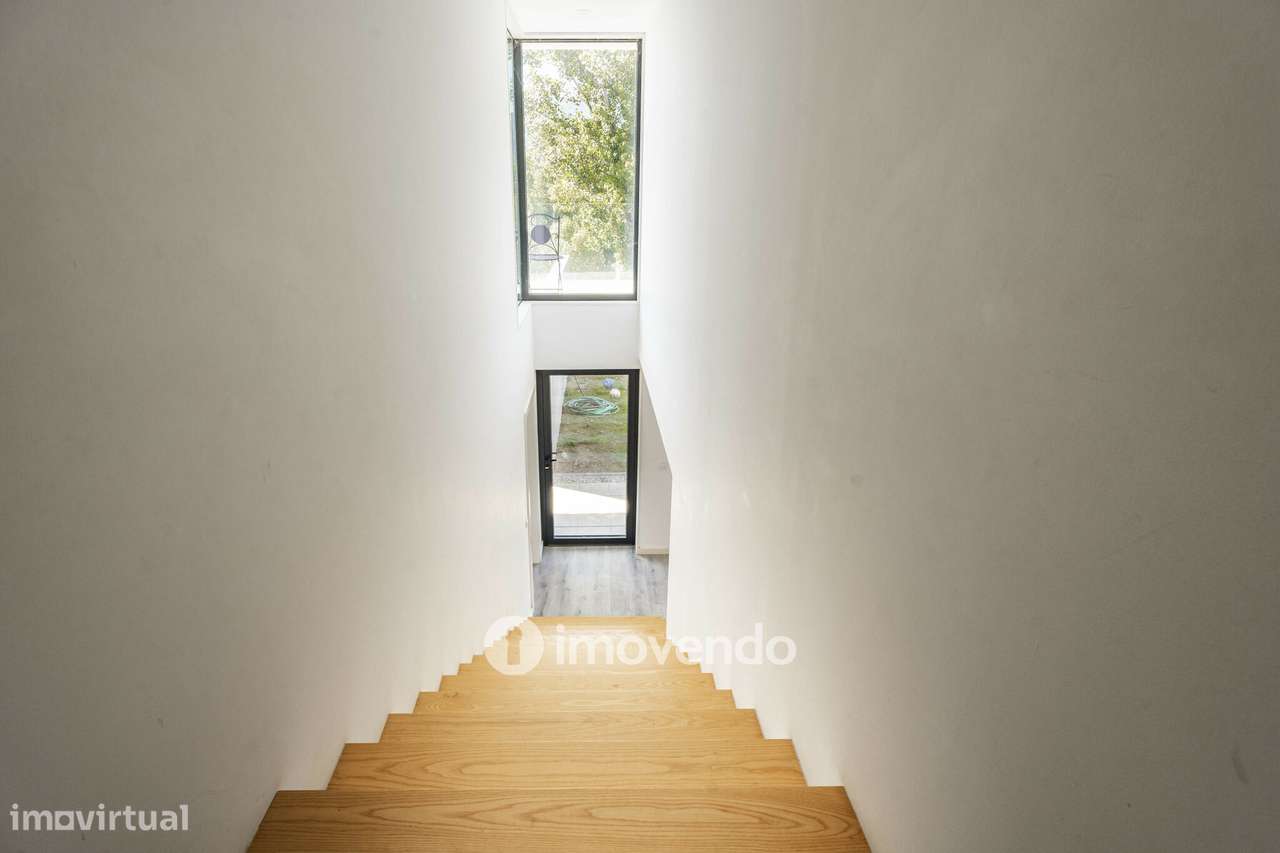 Moradia T3 única, mobilada e equipada, em Cabeceiras de Basto-39