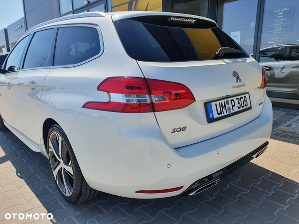 Peugeot 308 - 24