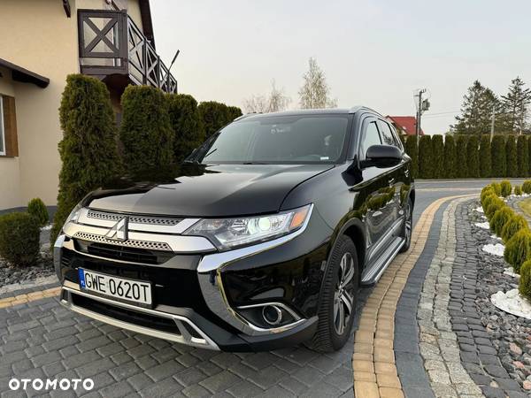 Mitsubishi Outlander 2.4 4WD CVT Intense - 3