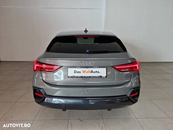 Audi Q3 1.5 35 TFSI S tronic Advanced - 8