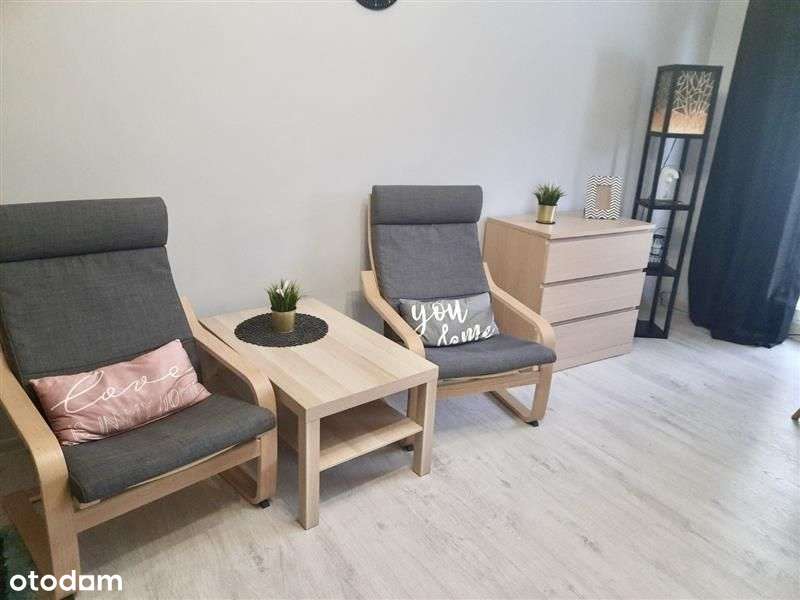 Gdynia ul. Narcyzowa zadbana kawalerka z balkonem-1