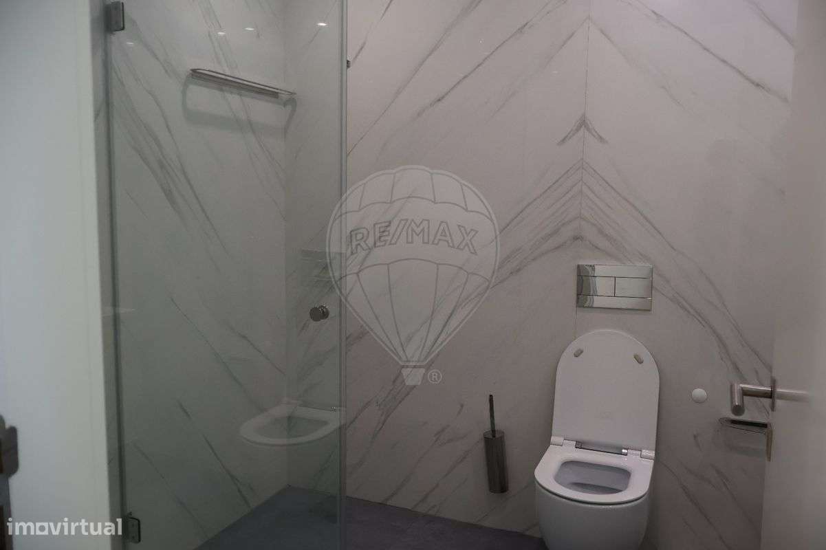 Moradia T4 para venda-9