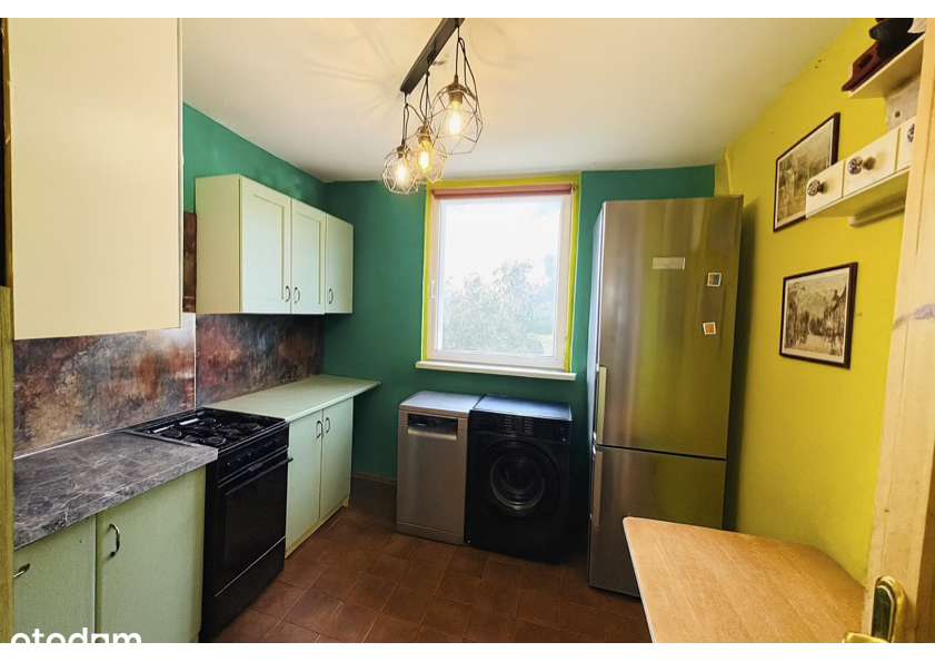 Nowa Cena ! Mieszkanie czteropokojowe w pięknej zielonej okolicy .-11