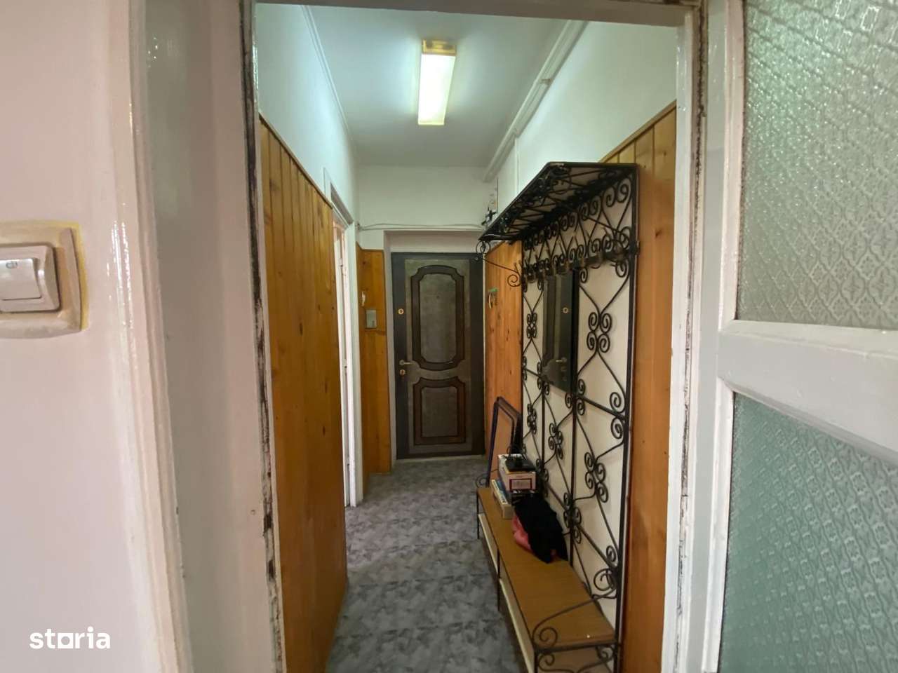 Apartament cu trei camere zona piata Astra-2