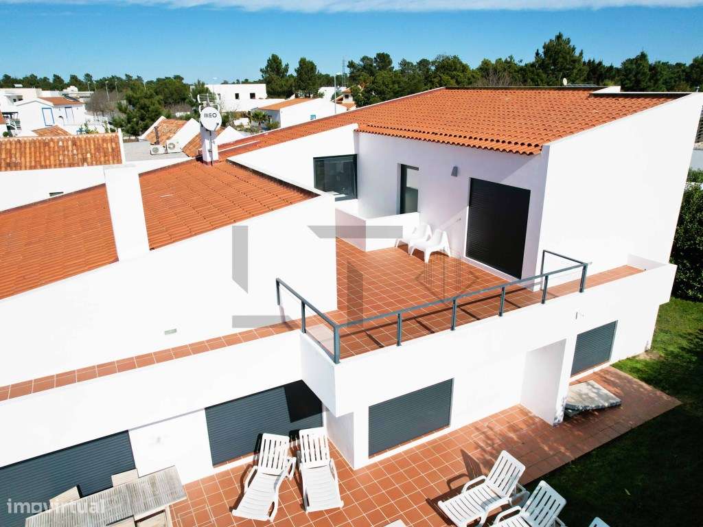 Moradia V4 com Piscina para Venda na Comporta-6