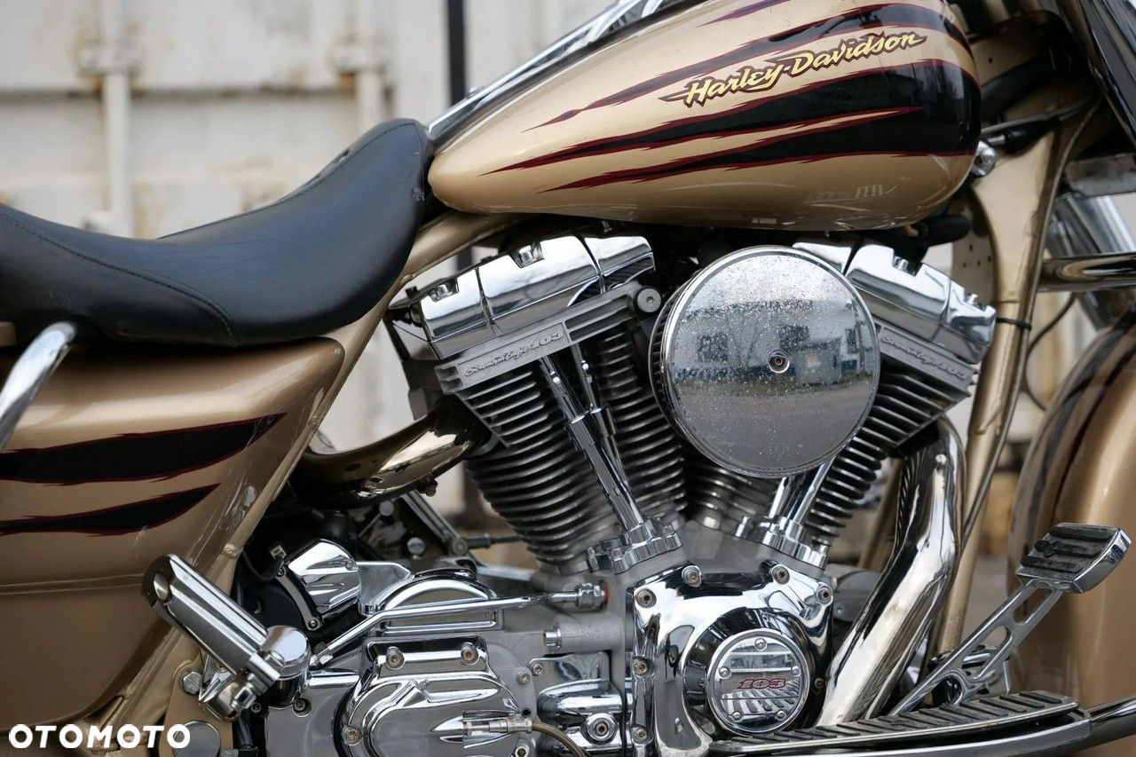 Harley-Davidson Touring Road King - 17