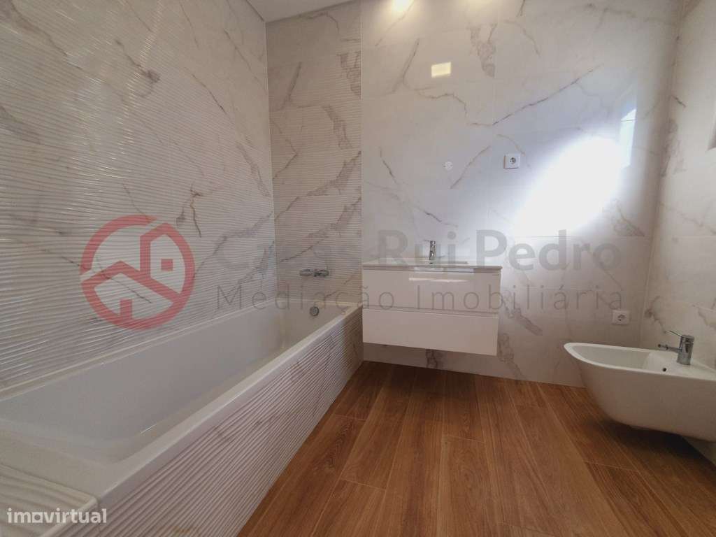 Moradia Térrea T3 Isolada com garagem - Grande imagem: 5/38