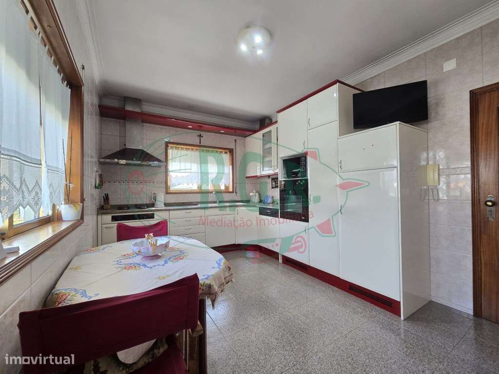 MORADIA T3 | 4 FRENTES | SÃO COSME-16