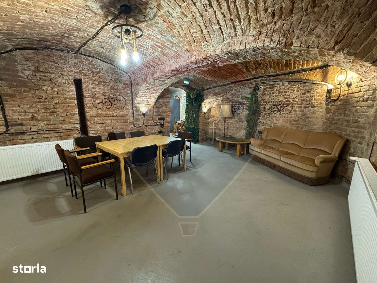 Spațiu de vanzare S.C.229 mp -zona centrala-12