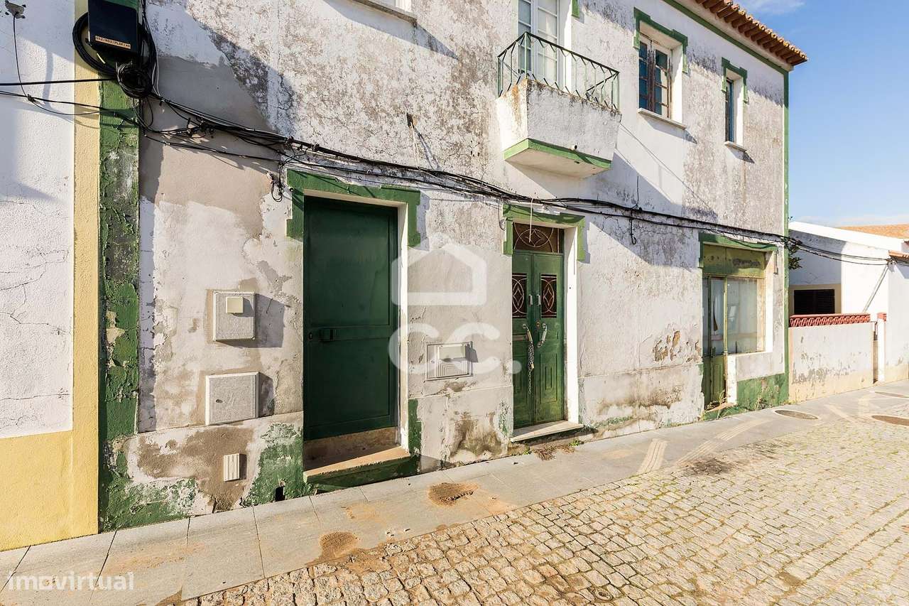 Moradia T5 c/ Espaço Exterior, Garagem e Terraço | Torrão, Alcácer do-35