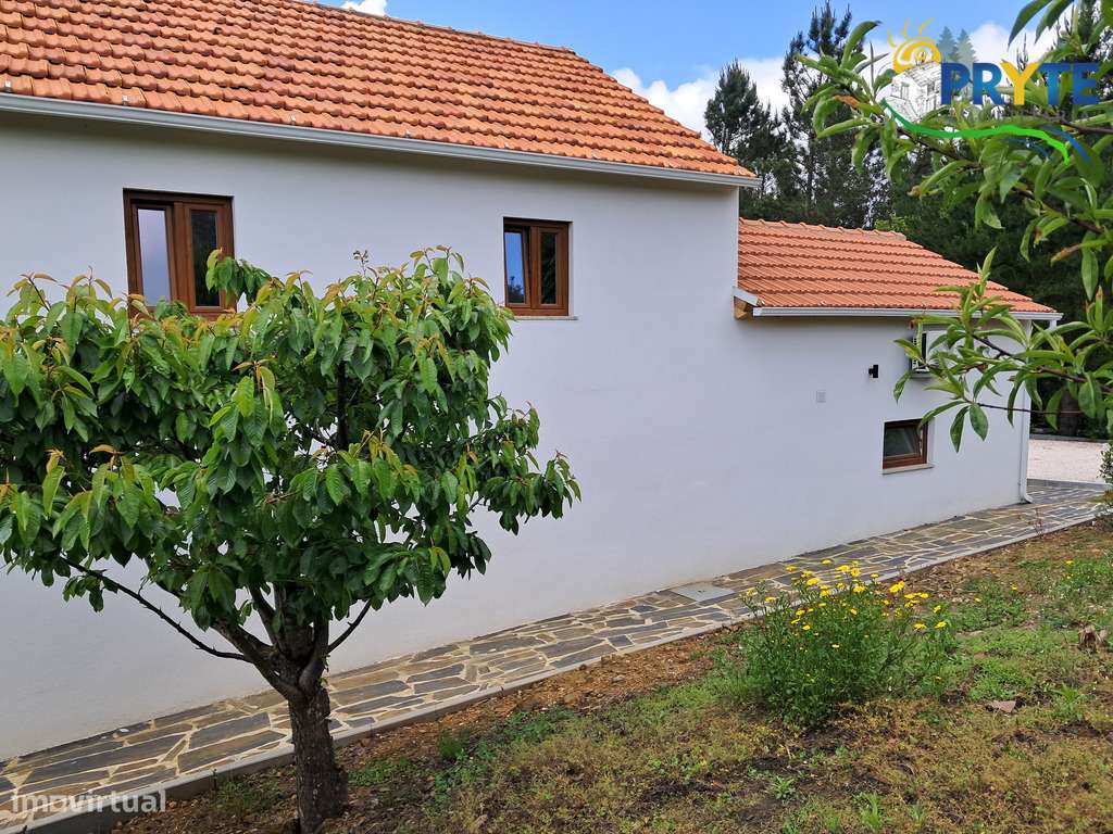Moradia de tipologia T3 situada perto da Vila da Sertã - Grande imagem: 4/32