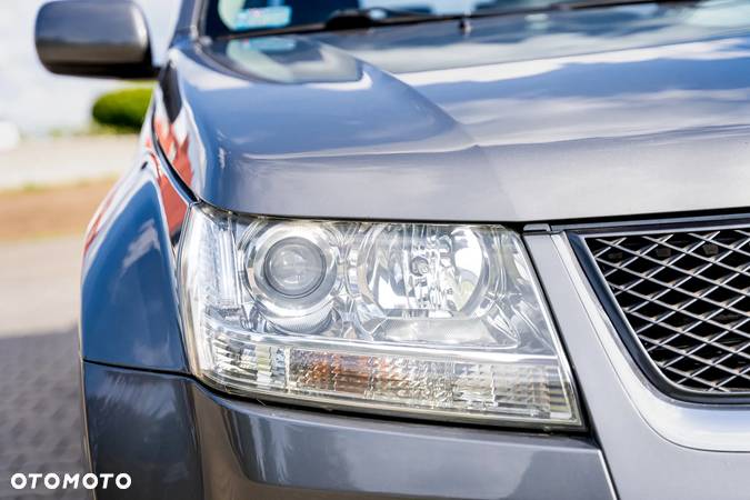 Suzuki Grand Vitara 1.9 DDiS Premium - 11