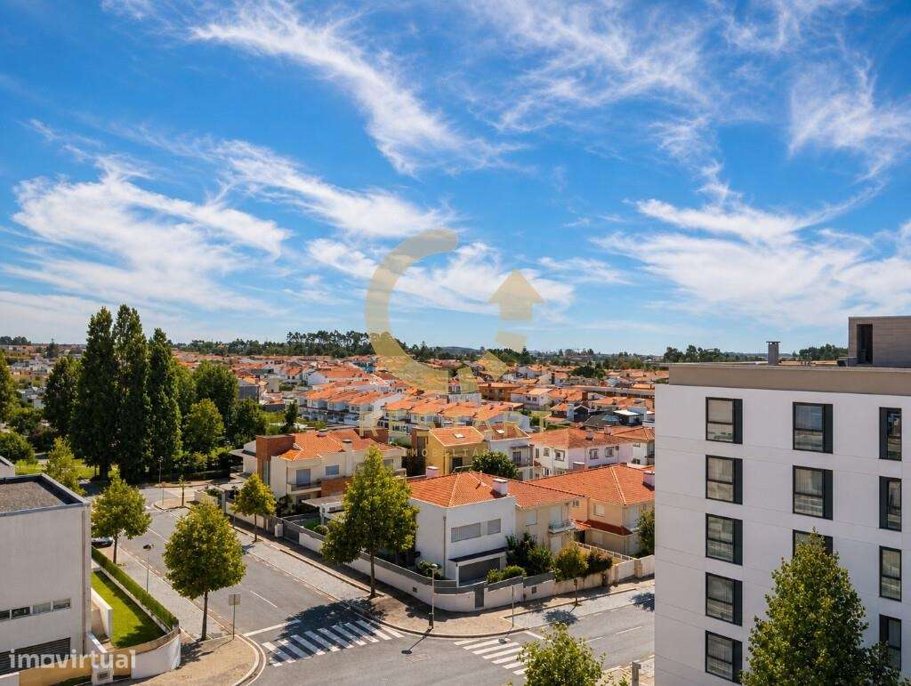 T2 Mobilado em Condomínio Fechado com Piscina | Vila Nova da Telha – M-30