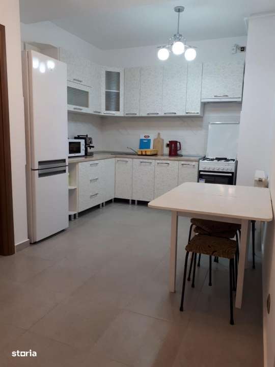 Apartament cu 3 camere |  Zona Tractorul | Isaran | Parcare Subterana-4