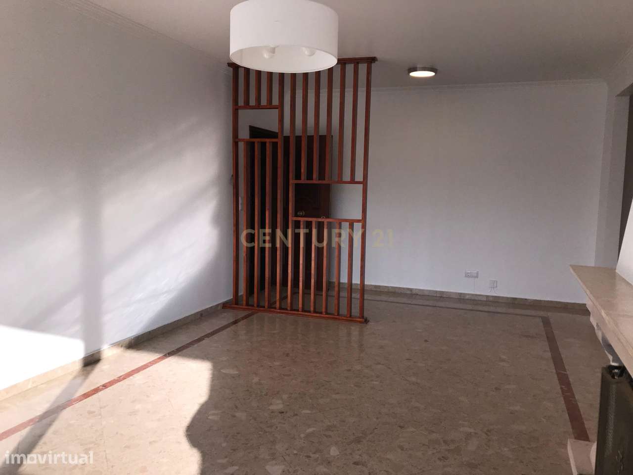 T3 Renovado com Vista Mar | Suíte | Box Fechada | Ericeira-10