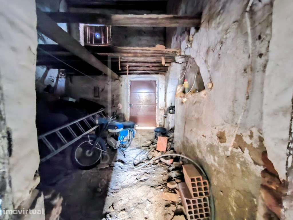 Moradia T2 com quintal em Vila de Frades-19