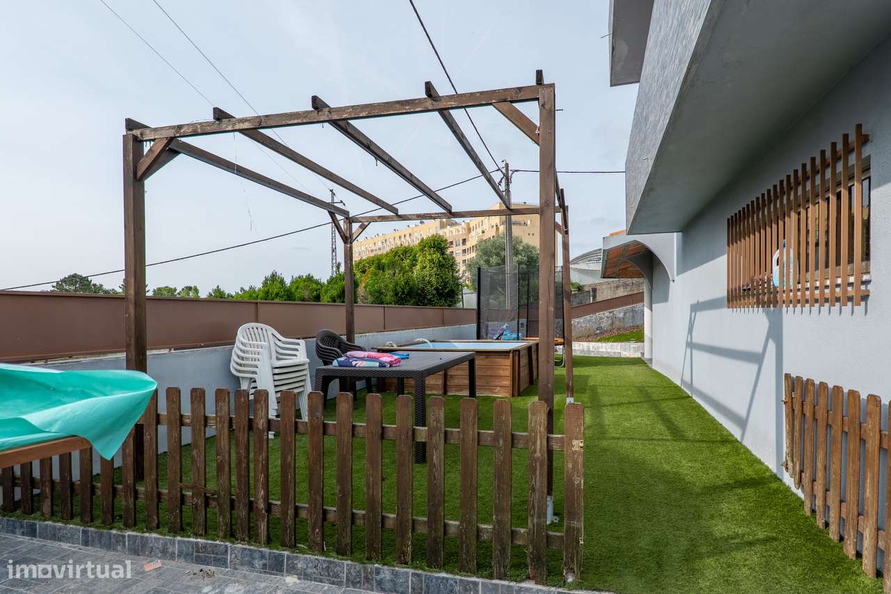 Moradia T3 com piscina e garagem à venda - Grande imagem: 5/47