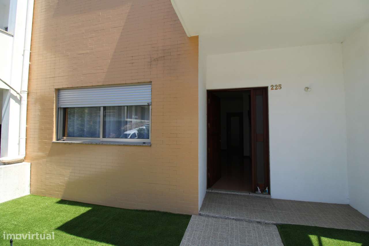 Moradia T3 Lousada| Figueiras | 3 Pisos | NEWS-24
