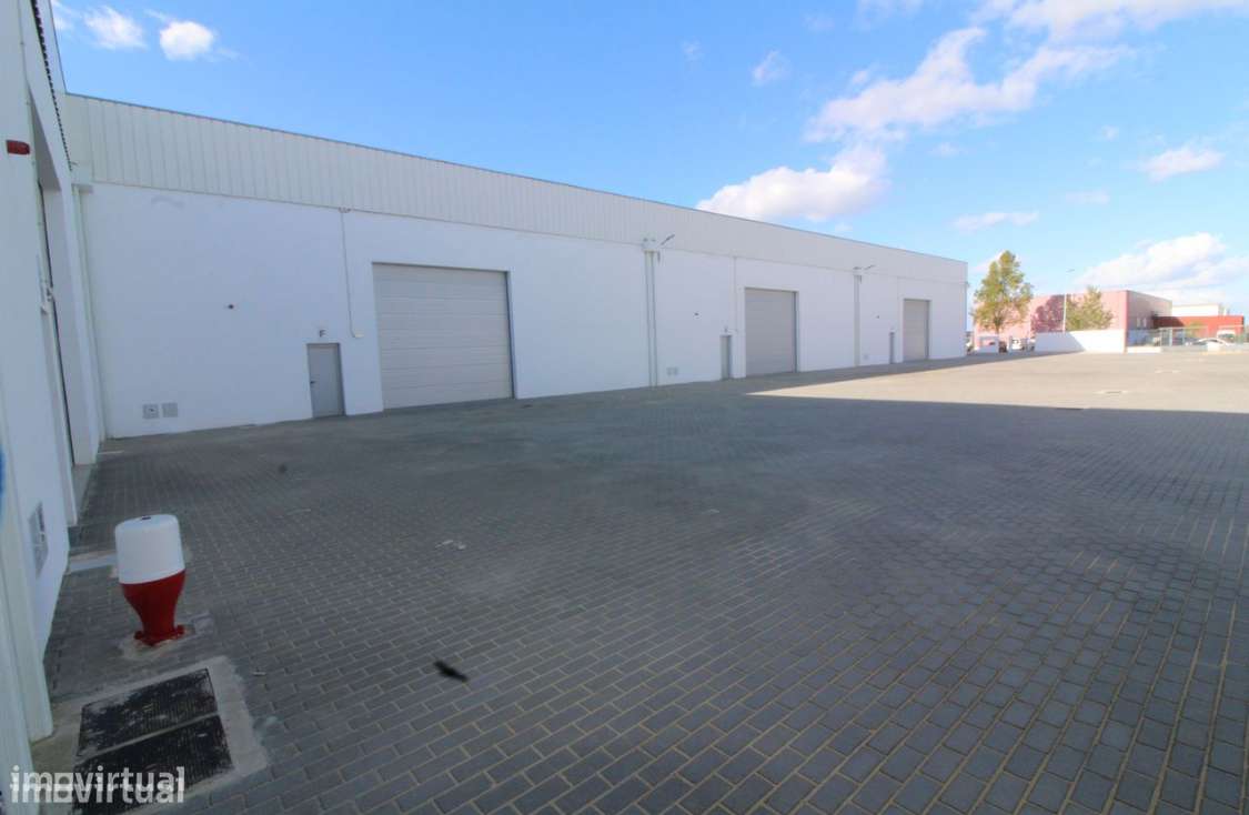 Armazém Industrial - Grande imagem: 2/8