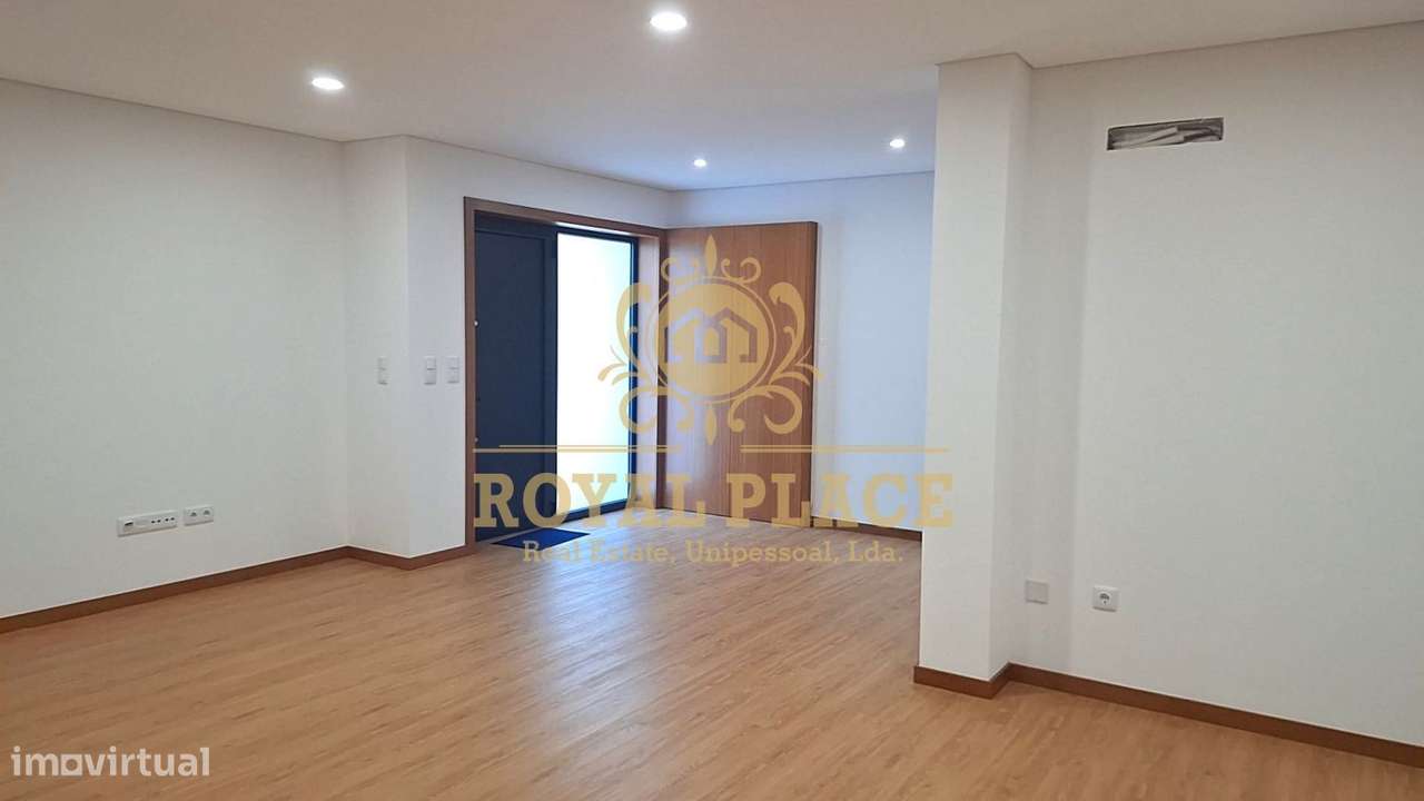 Moradia T3 em Santa Maria da Feira - Grande imagem: 2/21