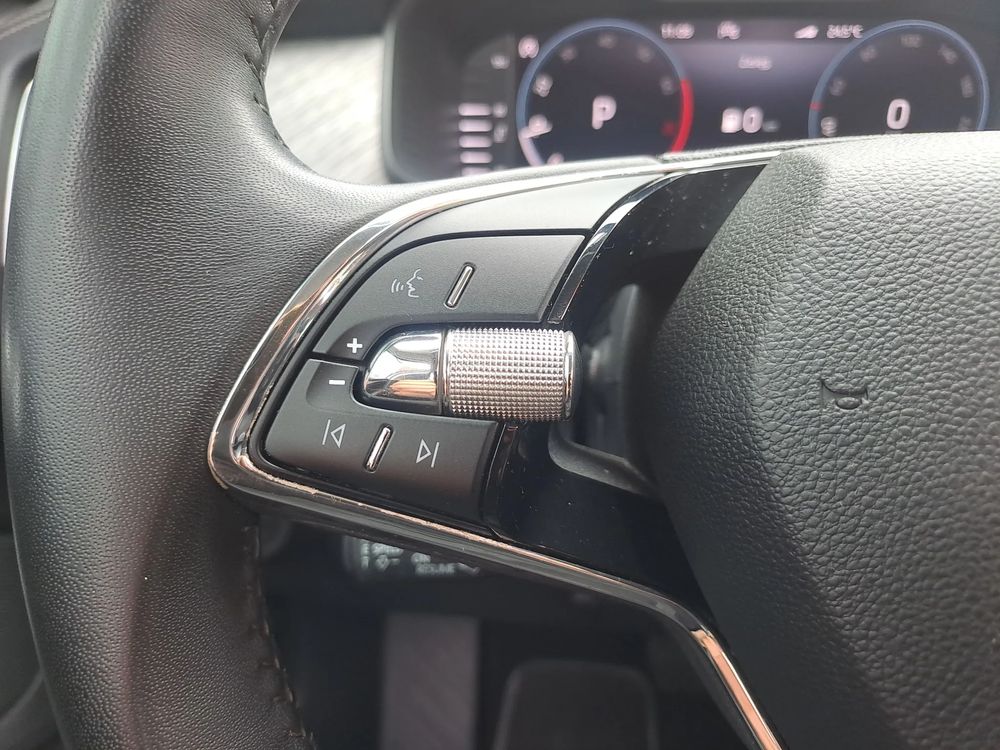 SKODA KODIAQ ACC Virtual Cocpit 1,5TSI 150 KM DSG Salon PL ASO VAT23%