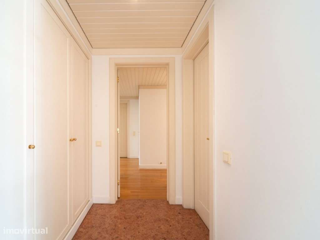 T3+2 em condominio de prestigio nas Amoreiras, com terraço e vista ...-19