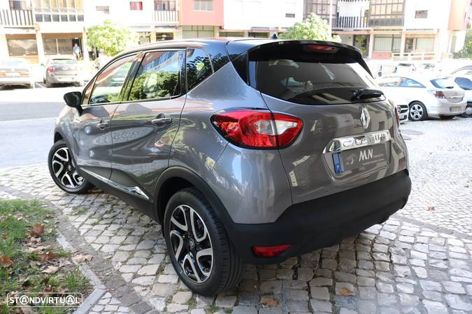 Renault Captur 1.2 TCe Exclusive EDC - 5