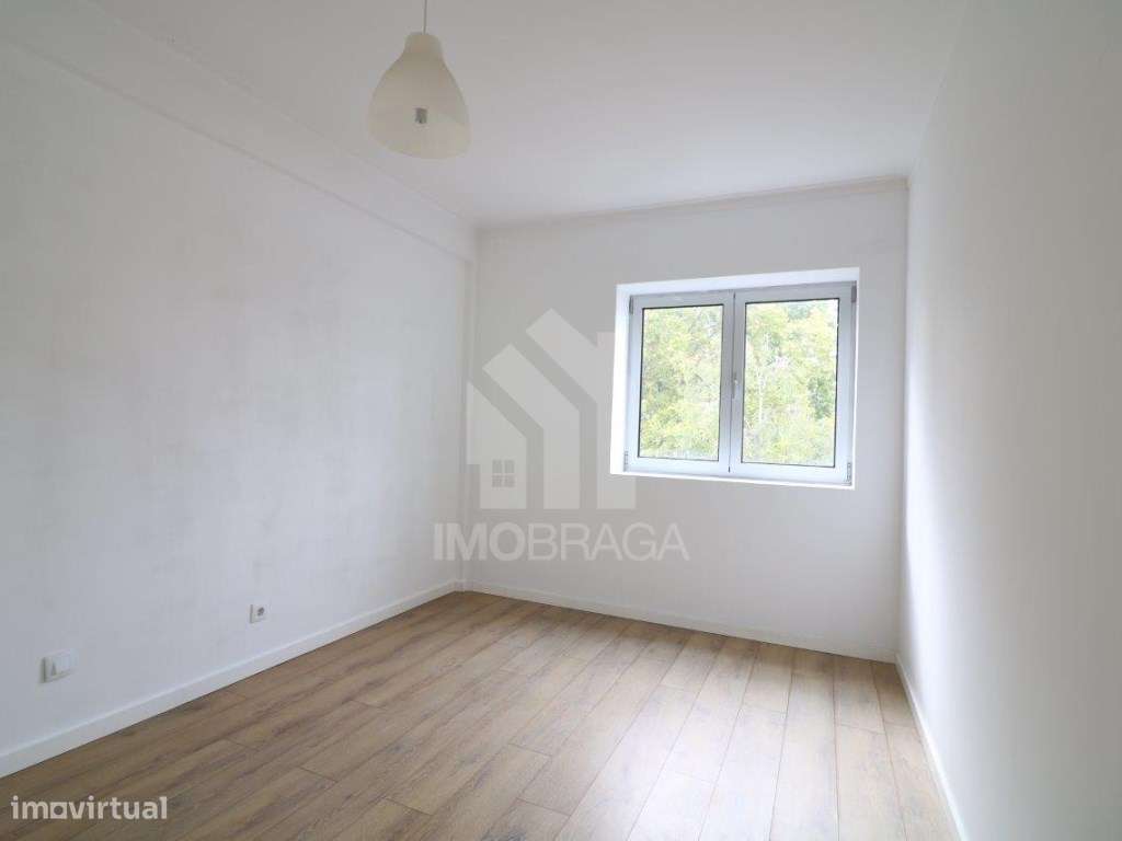 T3 REMODELADO | ÚLTIMO ANDAR | GARAGEM | GULBENKIAN - BRAGA-23