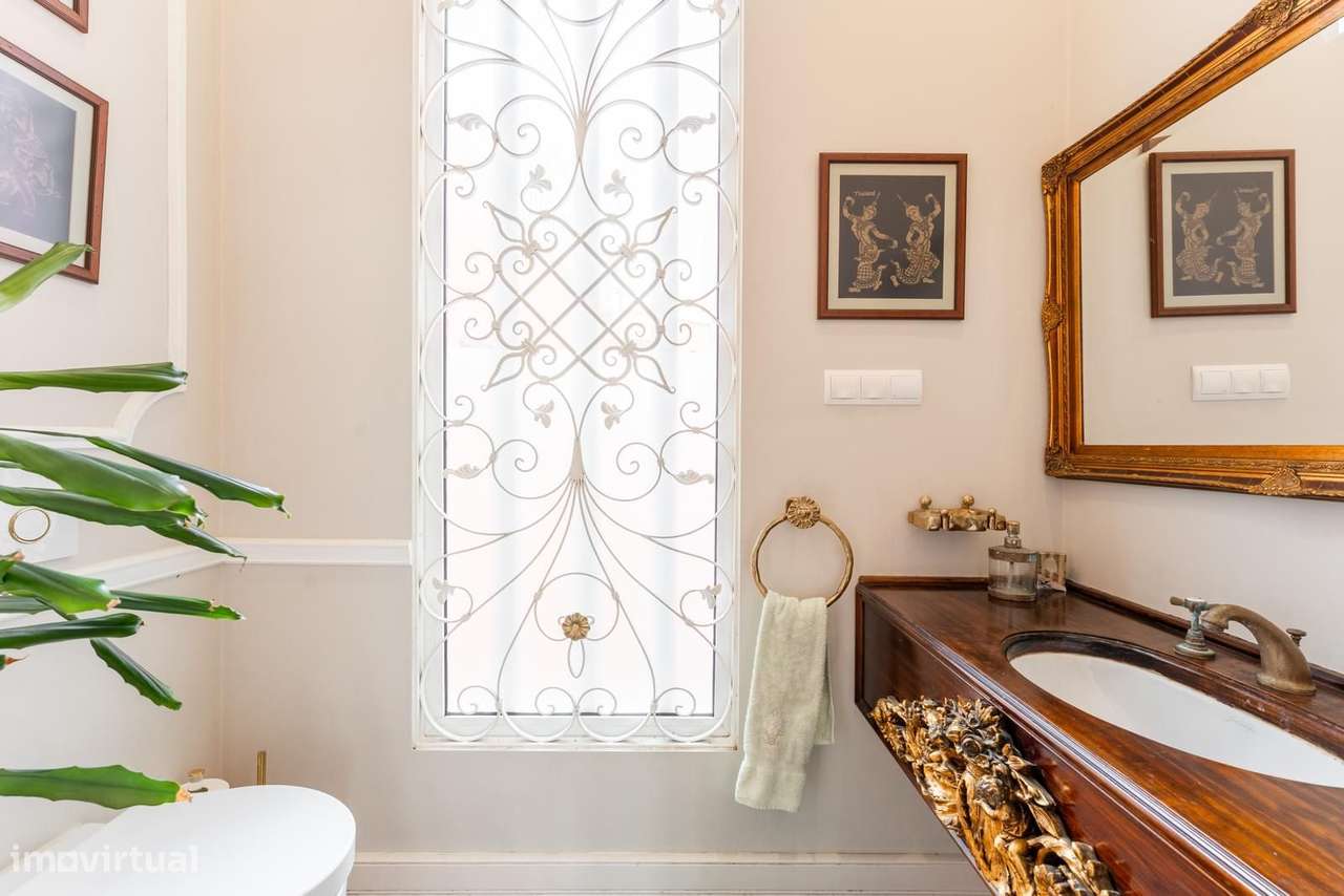 Moradia T4 + 1 com piscina, Pena, Lisboa-8