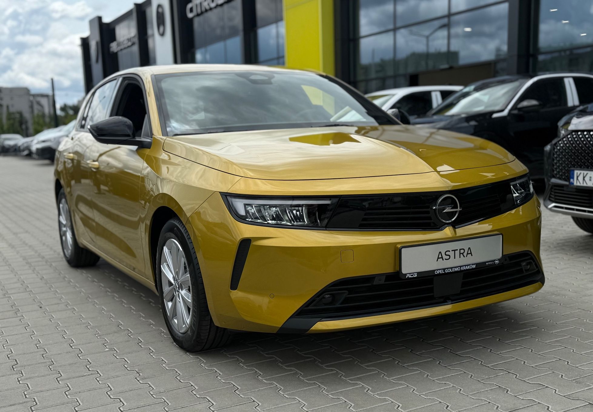 Astra Hatchback Edition Pakiet Komfort UBEZPIECZENIE OC/AC 1%