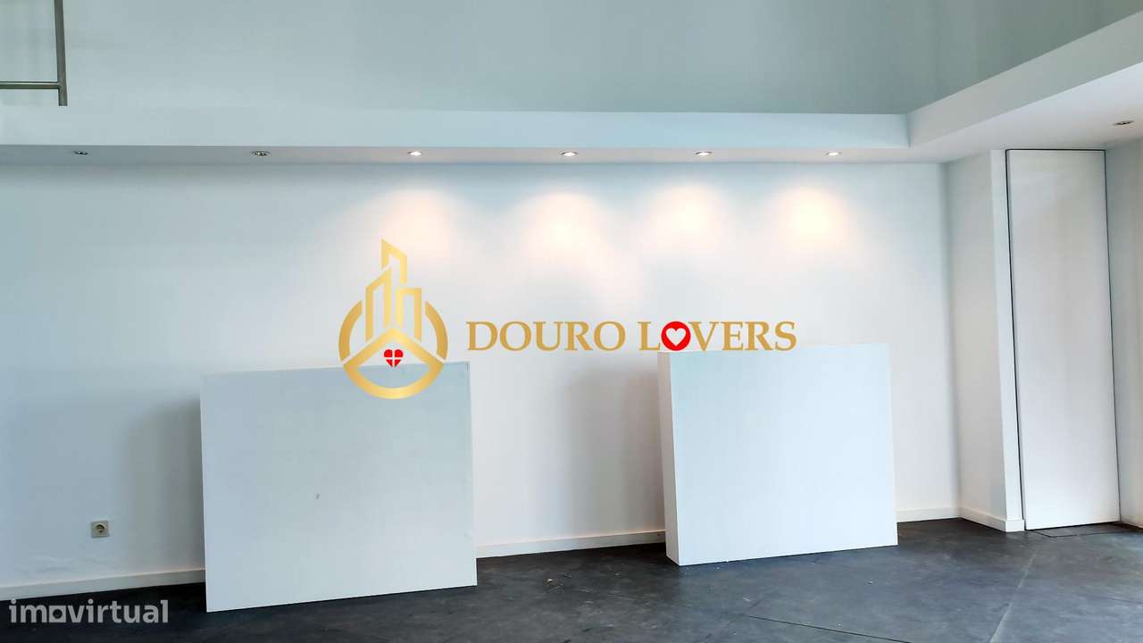 Espaço Comercial para Arrendamento - Grande imagem: 2/12