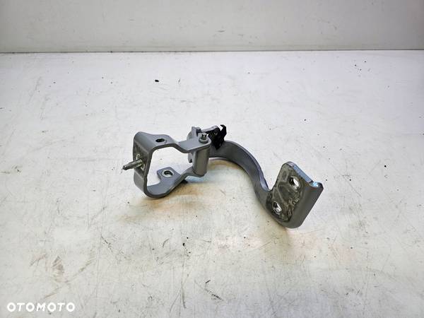 ZAWIAS TYLNEJ KLAPY LEWY AUDI Q5 8R0827299A - 3