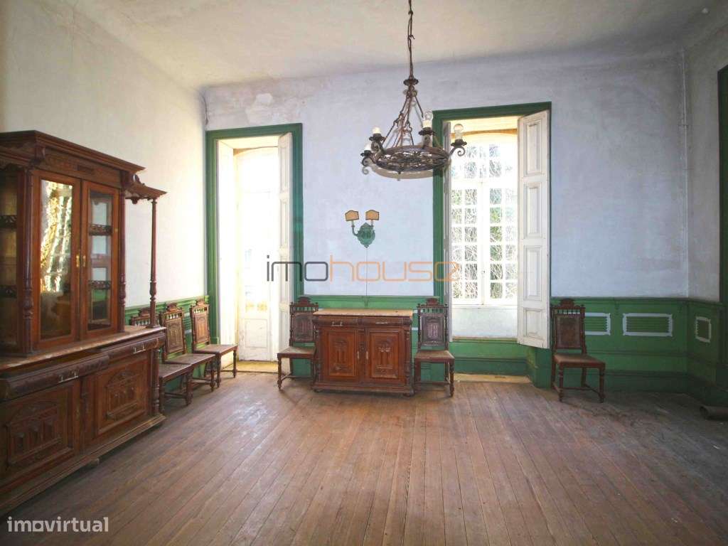 Casa senhorial do século XIX ( Zona Espaço Central II)-18
