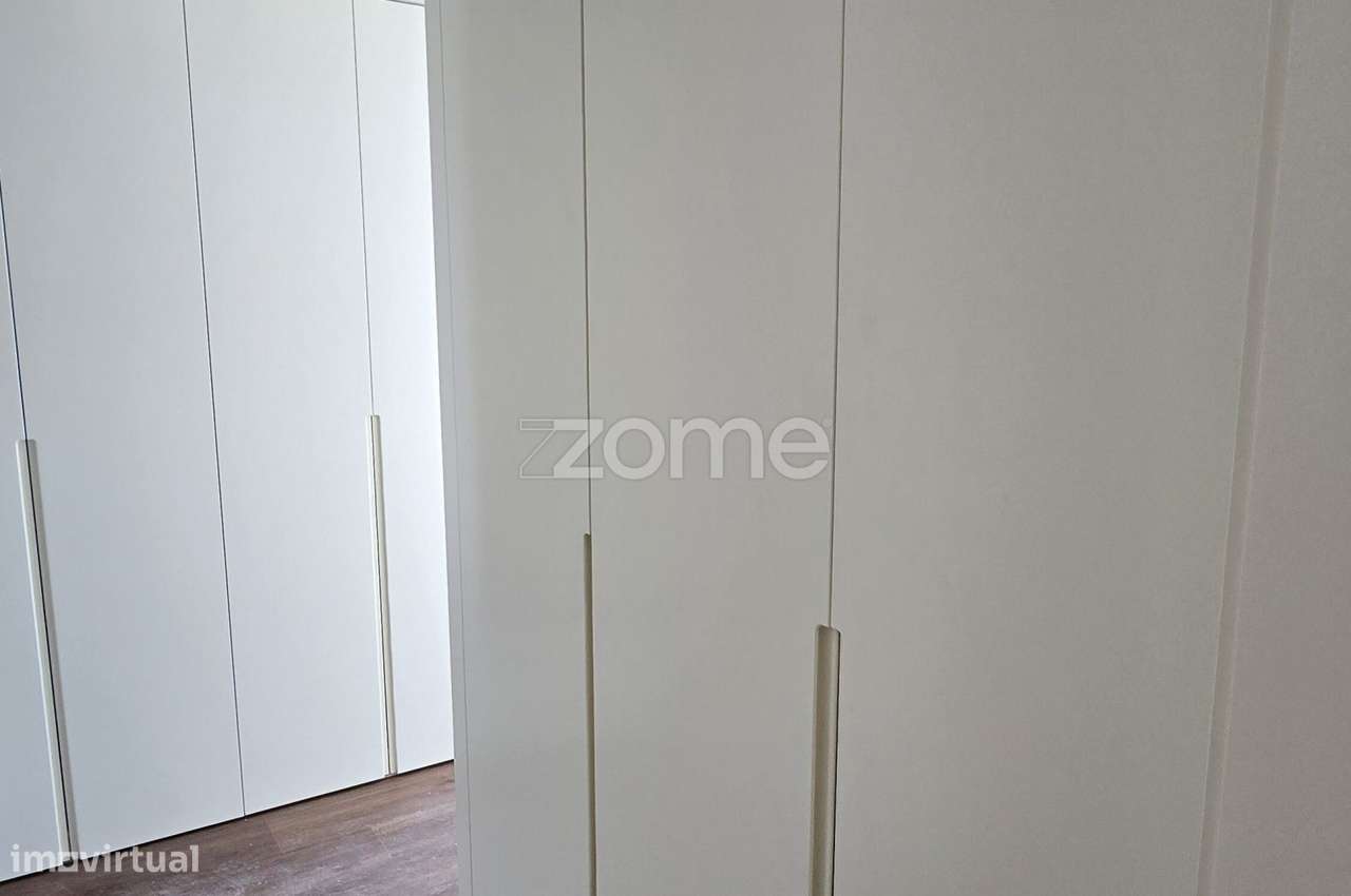 Apartamento T3 na Avenida da República, em Vila Nova de Gaia. - Grande imagem: 5/18