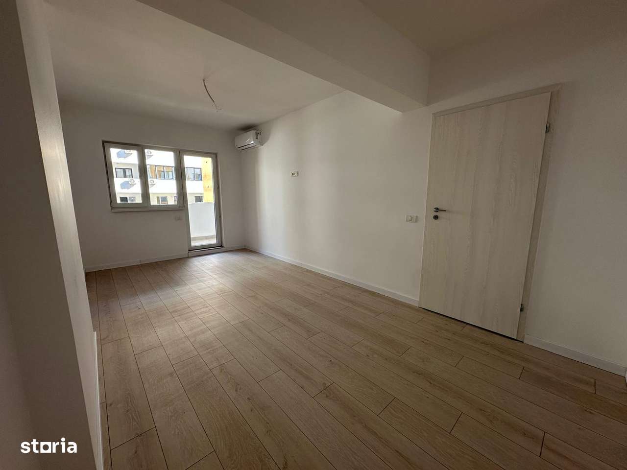 Apartament cu 2 camere, Decomandat, Mutare rapida, Metrou Berceni