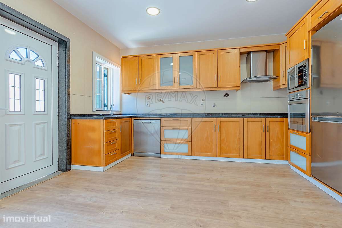 Moradia T2 para venda-14