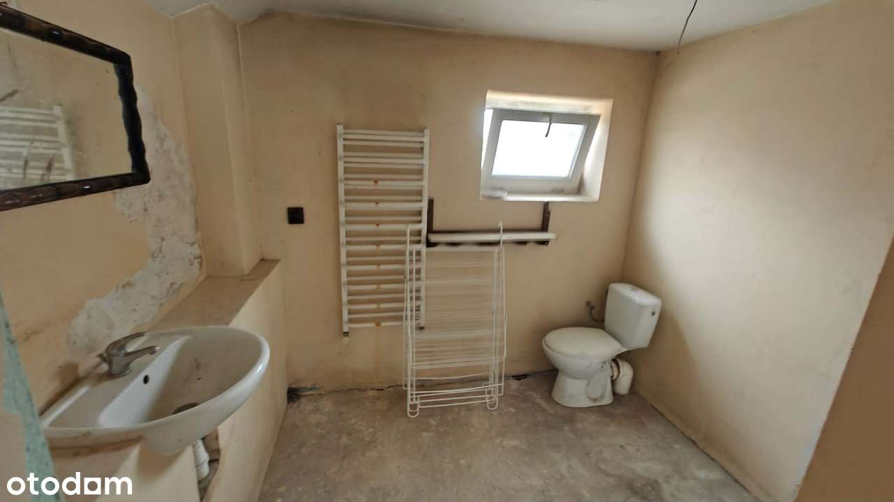 Dom wolnostojący z działką 3711 m² na sprzedaż-9