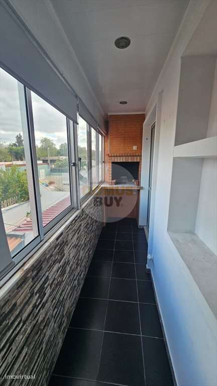 Apartamento T3 | 1º andar | churrasqueira | 2 wcs - Seixal-13